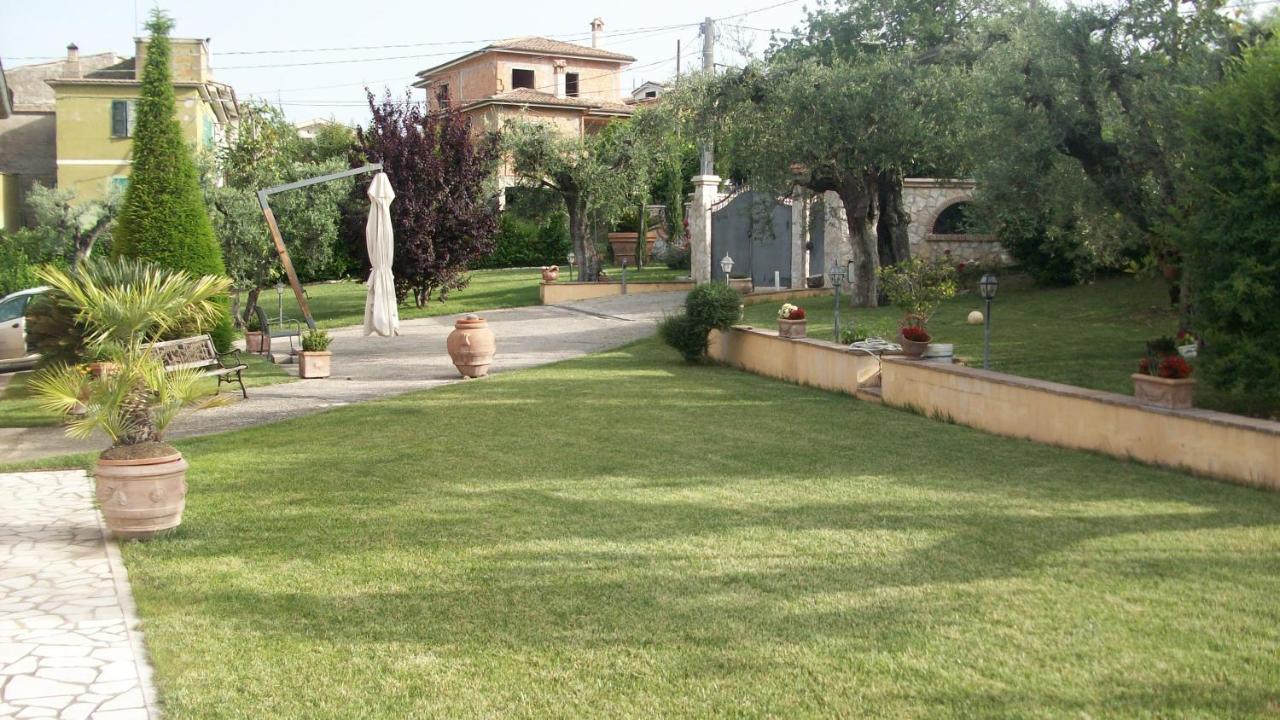 Bed and Breakfast Il Giardino Degli Ulivi à Canneto  Extérieur photo