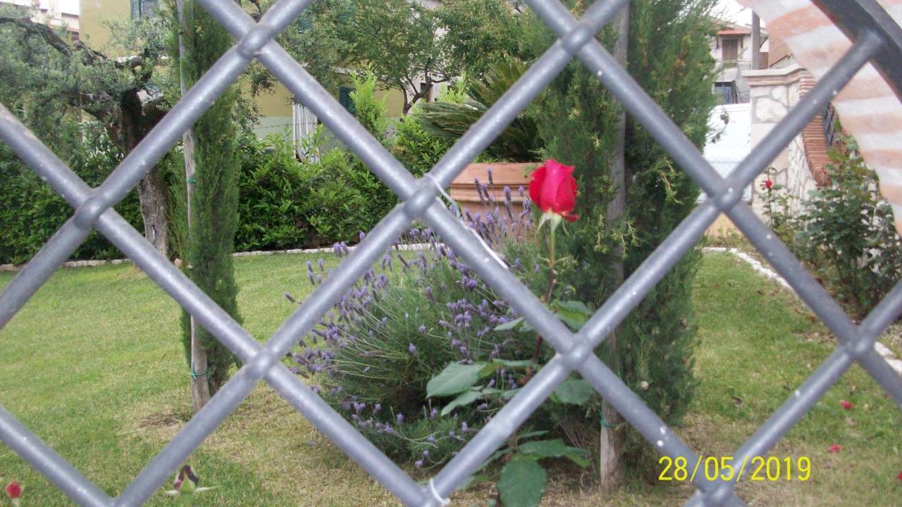Bed and Breakfast Il Giardino Degli Ulivi à Canneto  Extérieur photo